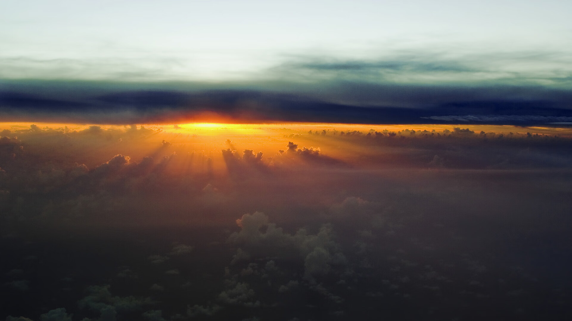 出发时间与奖牌概率成正相关,出发时间和到达时间