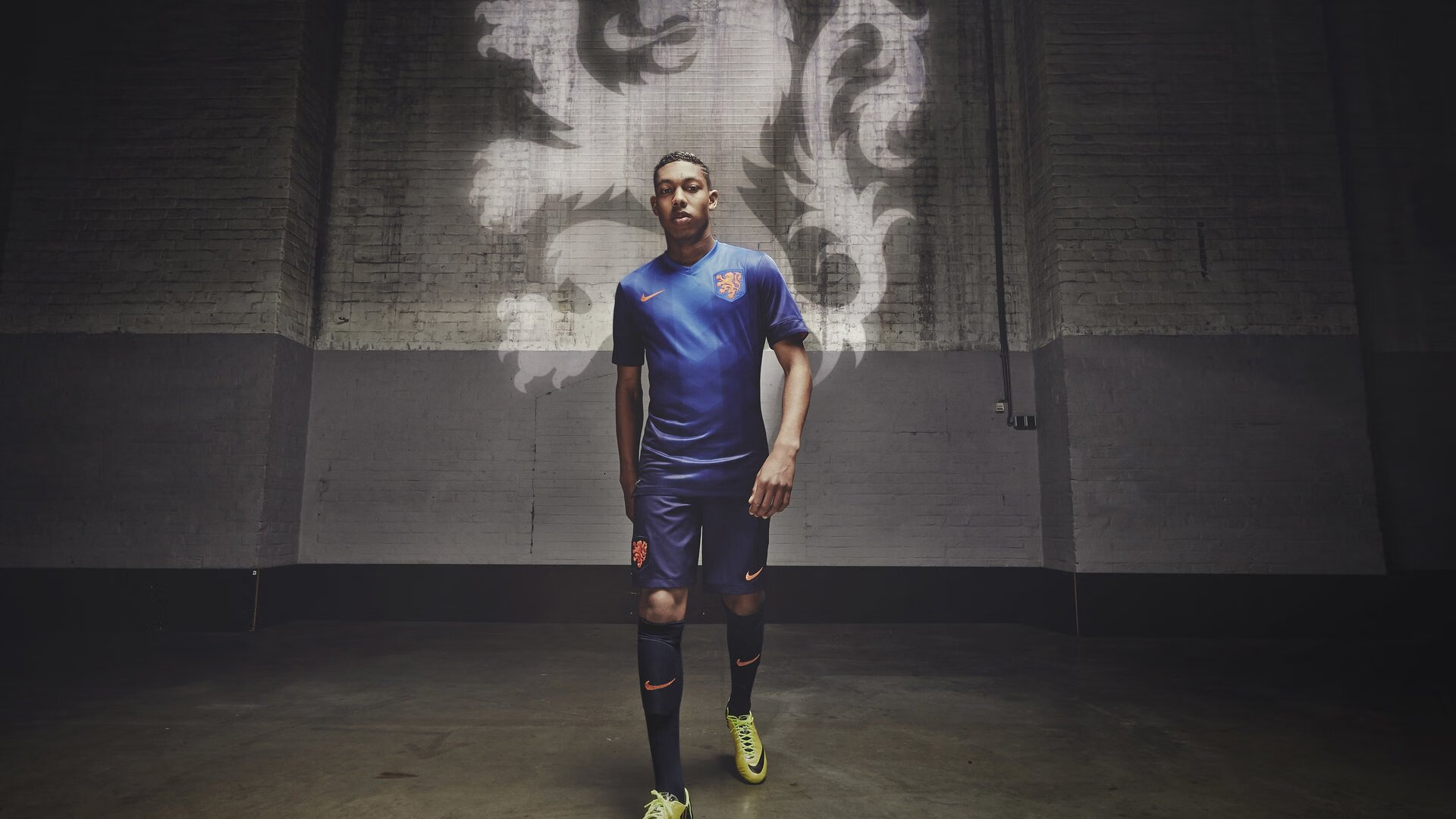 唐纳德·高尔凭借突破能力带领袋鼠队化解对手压力,唐纳德高斯简介