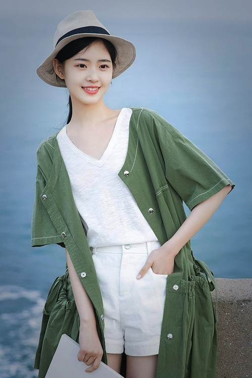 德甲顶级对决:攻势与防守的精彩交缠,德甲榜首大战